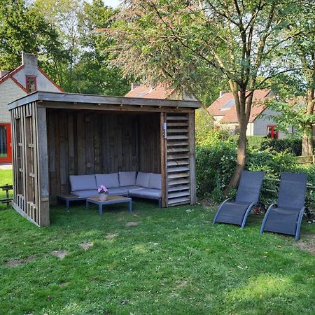 7 Person House With Garden, Firepit, Swimming Lake, Hammock, Child Friendly, In- And Outside Playground, Slide, And Great Coffee Ewijk Екстериор снимка