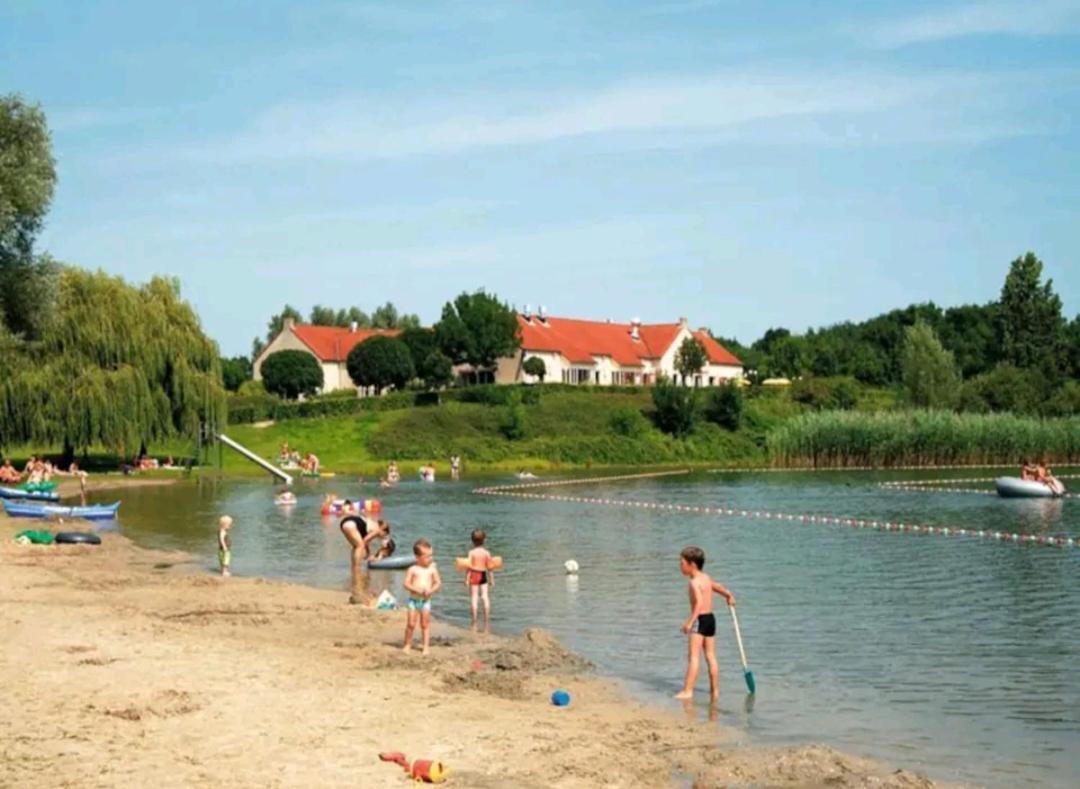 7 Person House With Garden, Firepit, Swimming Lake, Hammock, Child Friendly, In- And Outside Playground, Slide, And Great Coffee Ewijk Екстериор снимка